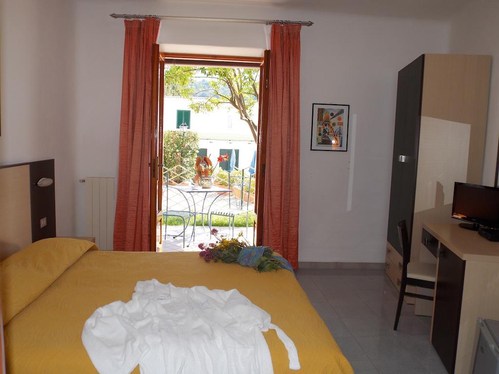 Villa Loreta Forio di Ischia Extérieur photo