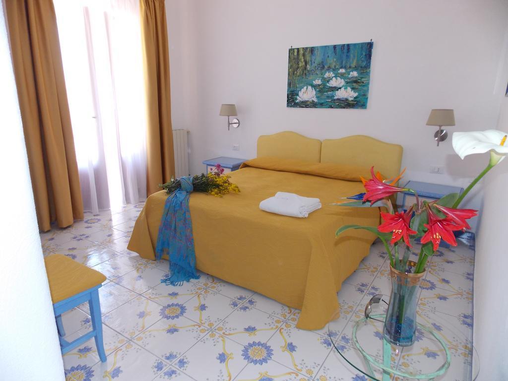 Villa Loreta Forio di Ischia Extérieur photo