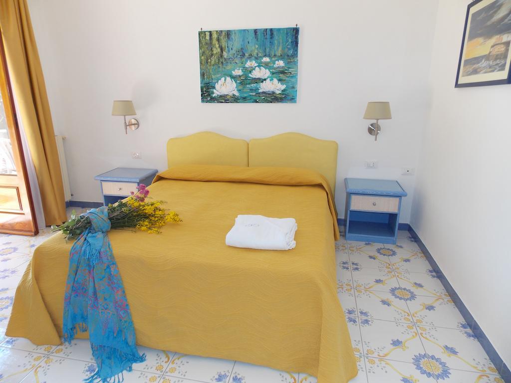 Villa Loreta Forio di Ischia Extérieur photo