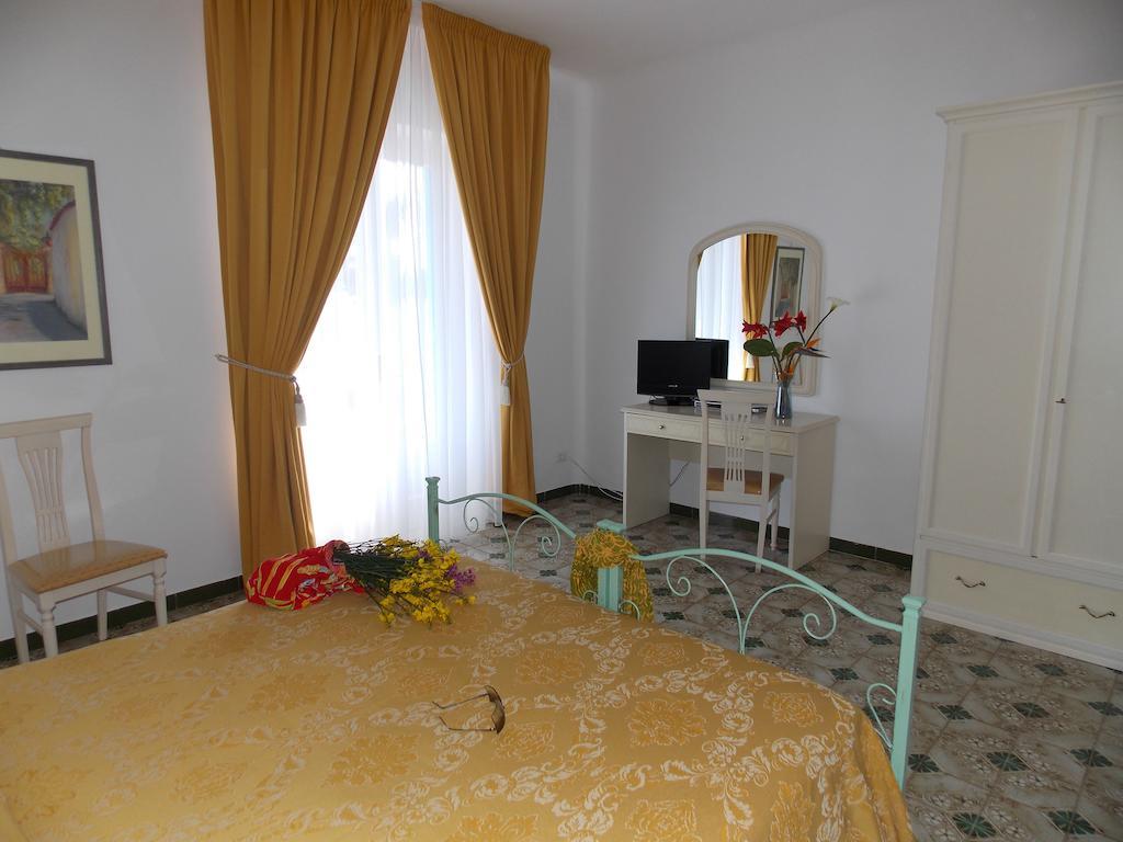 Villa Loreta Forio di Ischia Chambre photo